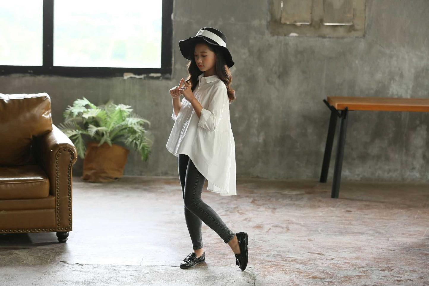 Girls Korean Style Shirt – Loose Swallowtail Fashion Top for Kids